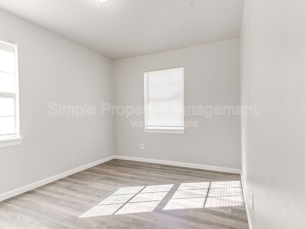 3312 S Harvey Ave - Photo 7 of 14