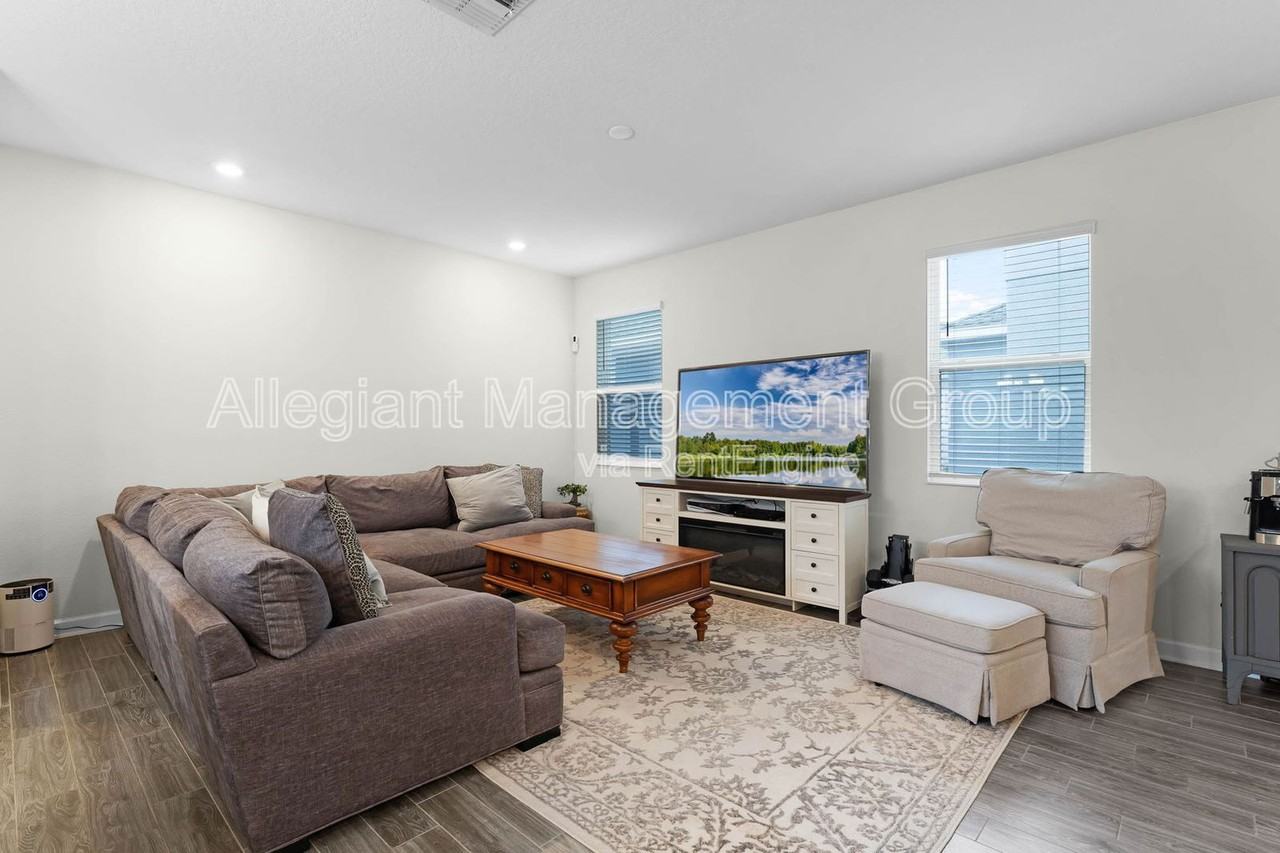 12128 Illustration Dr - Photo 7 of 26