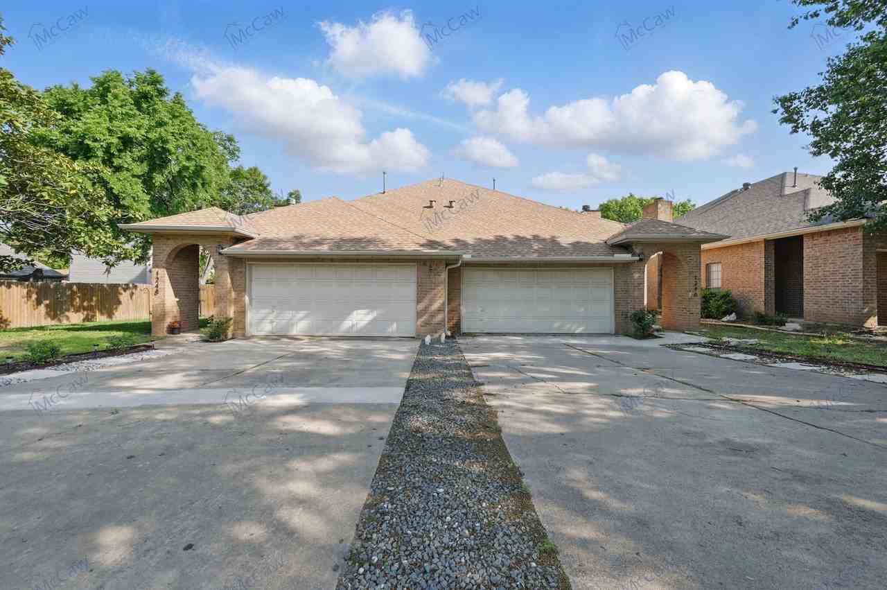 1246 W Hudgins St - Photo 2 of 22