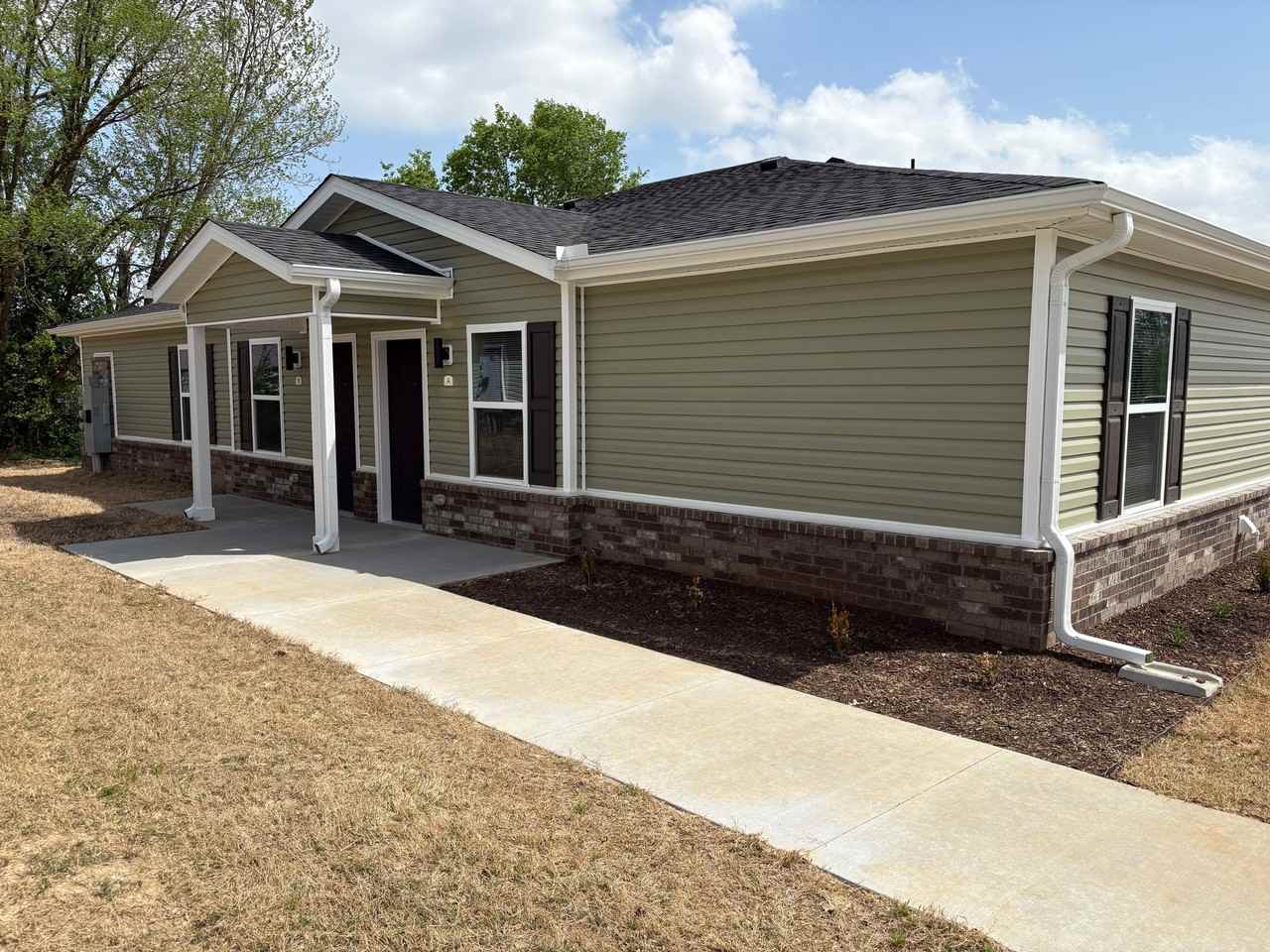 Spavinaw Creek - Photo 3 of 32