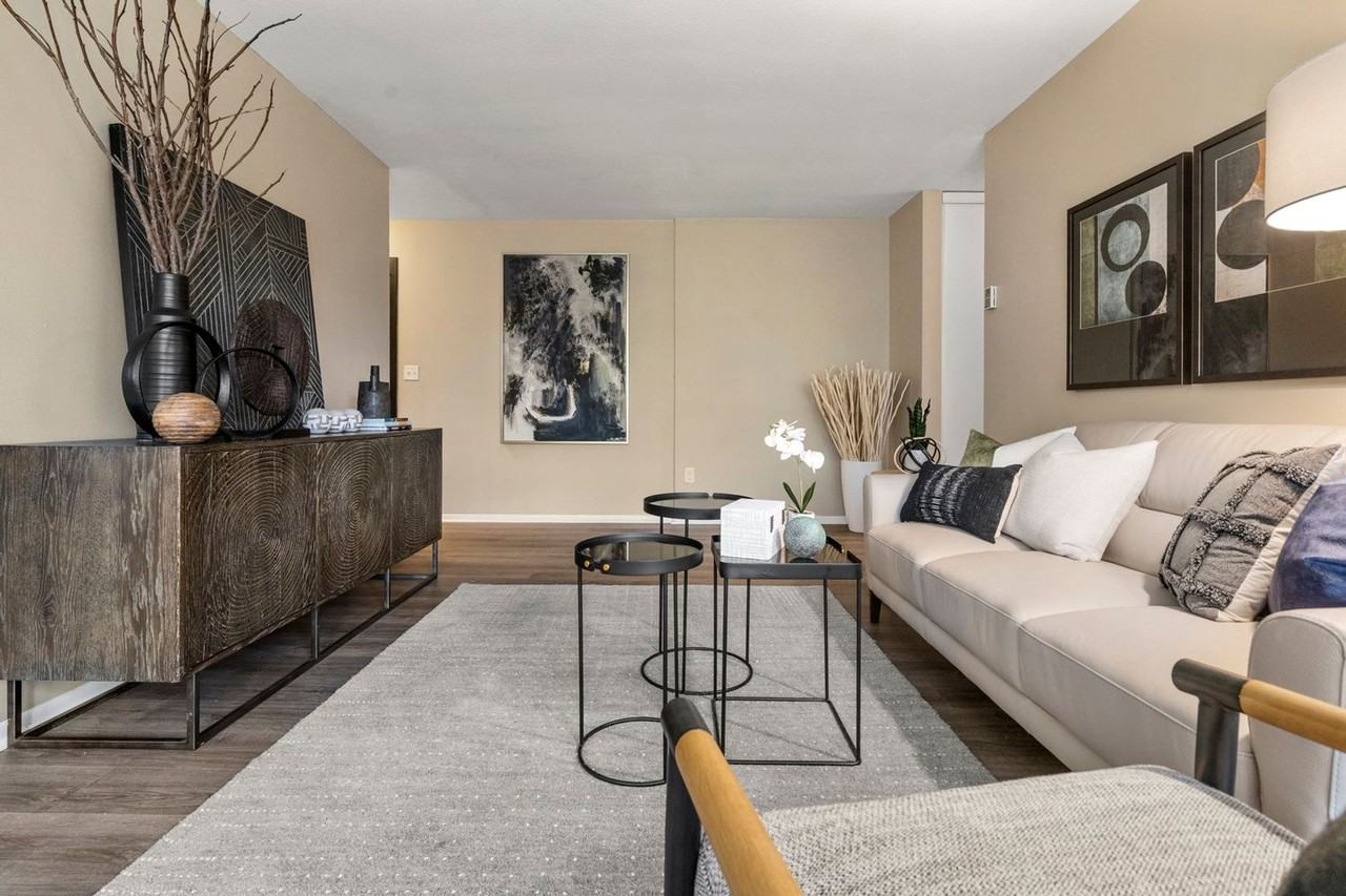 5621 Minnetonka Blvd - Photo 2 of 21