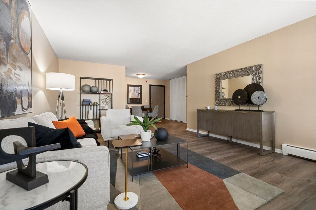 7449 Imperial Drive - Photo 2 of 19