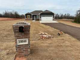 featured image of 18040 Lantana Loop