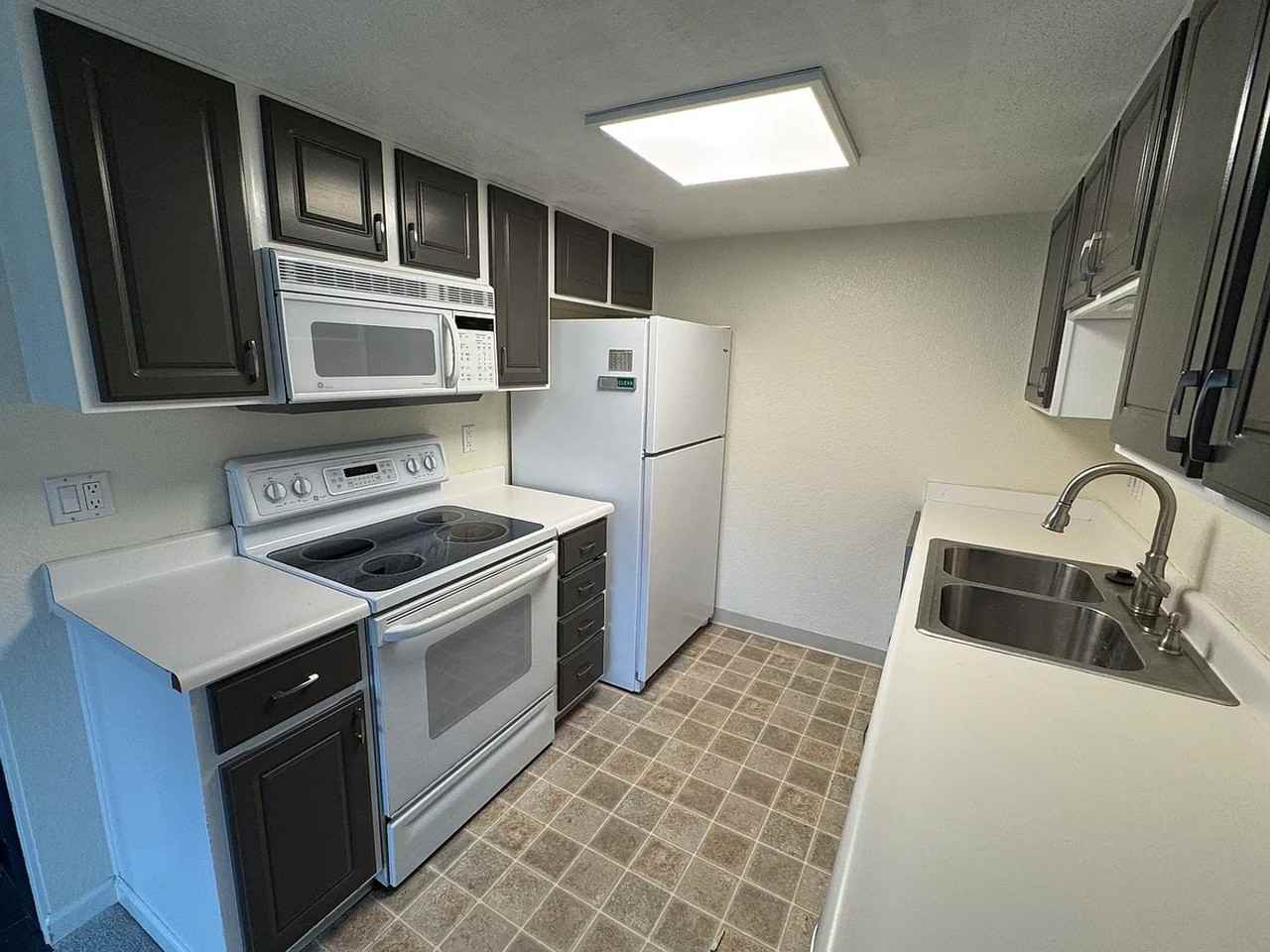 9480 Sw 146th Ter - Photo 6 of 15