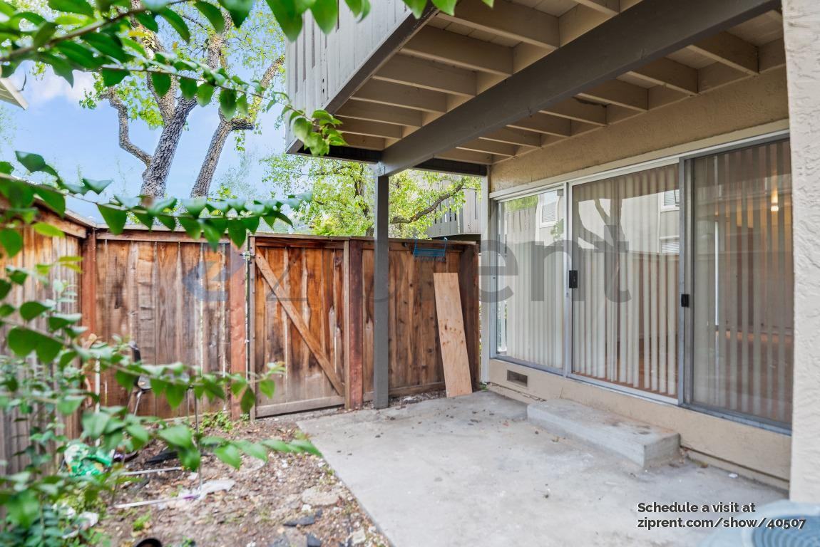 51 Massolo Dr #C - Photo 7 of 27