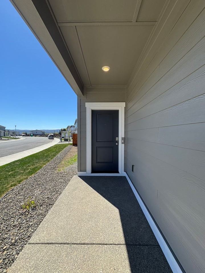 1500 Mustang Ct - Photo 2 of 30