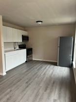 Newly Renovated 2 Bedrooms! - Photo 1 of 1