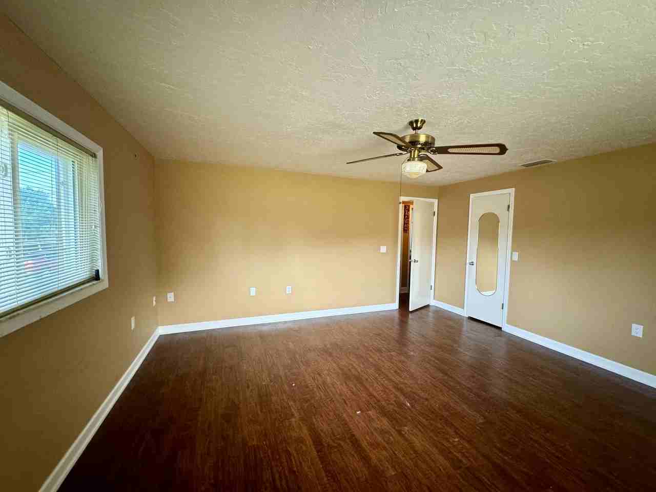 632 W Buttonbush Dr - Photo 4 of 15