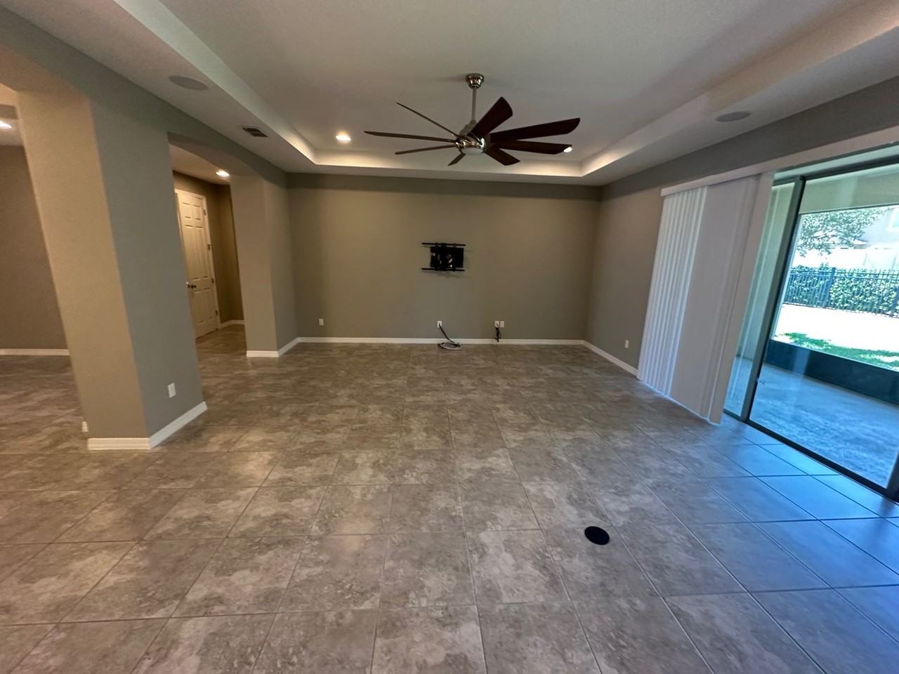 14212 Sunridge Blvd - Photo 7 of 26