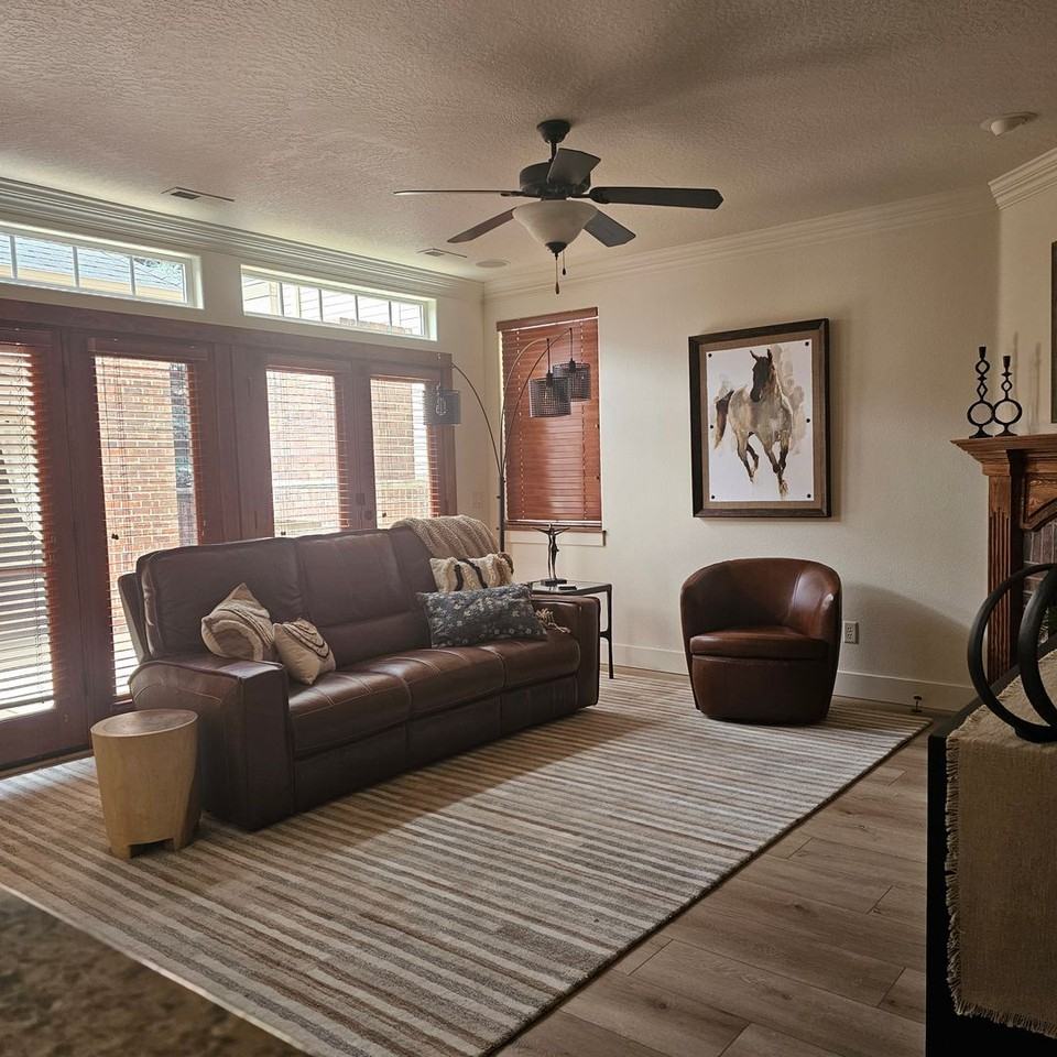 164 S 2nd St - Photo 6 of 20