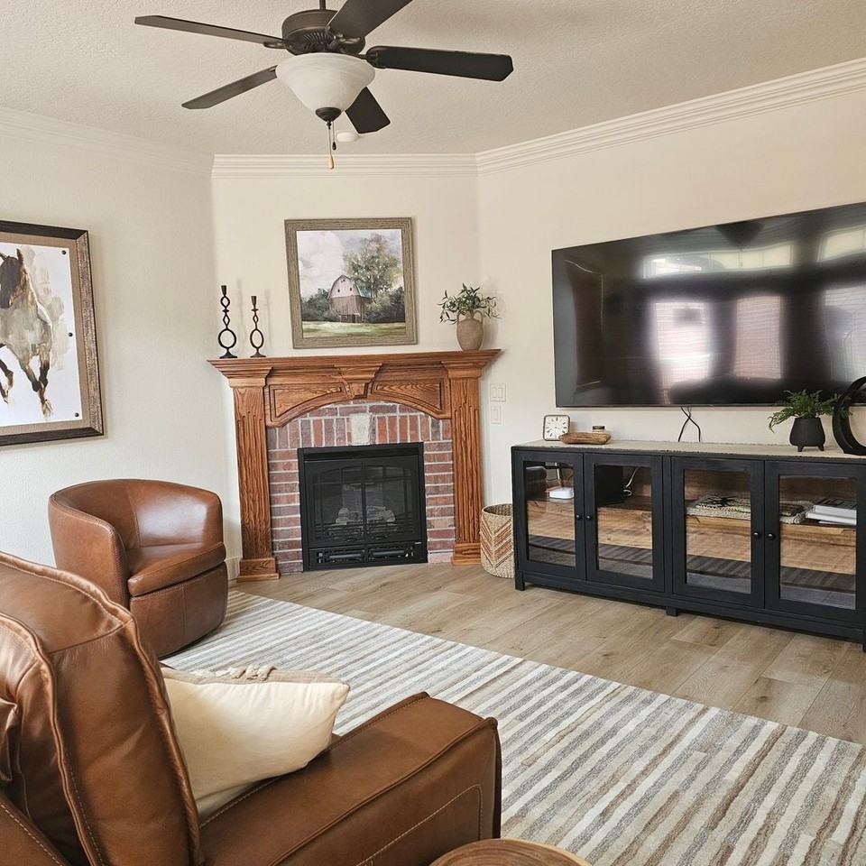 164 S 2nd St - Photo 7 of 20