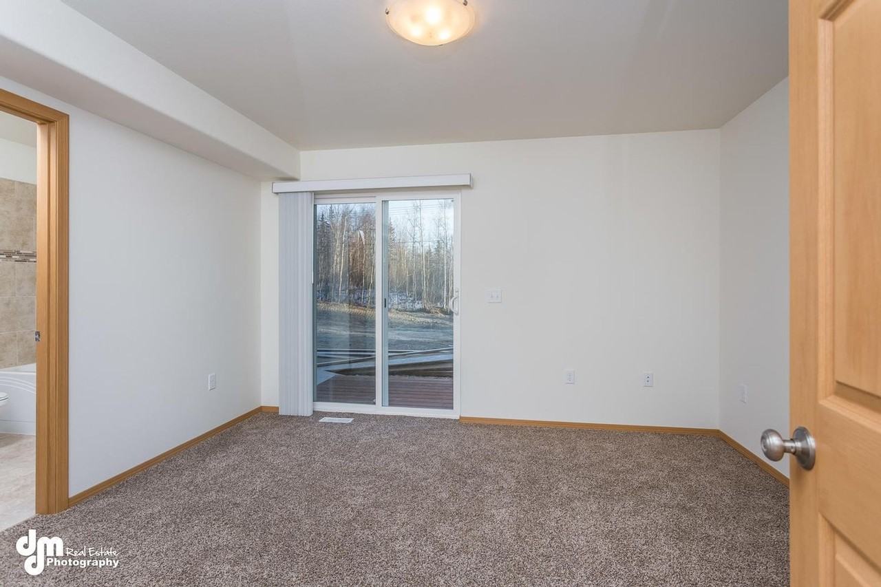 2454 W Ben Hogan Ave - Photo 4 of 21