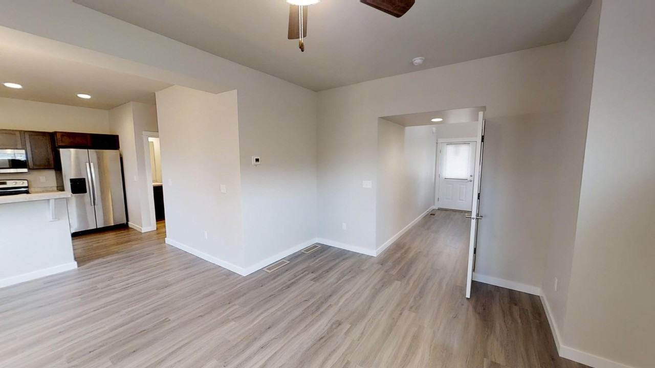 2736 Fen Way - Photo 2 of 20