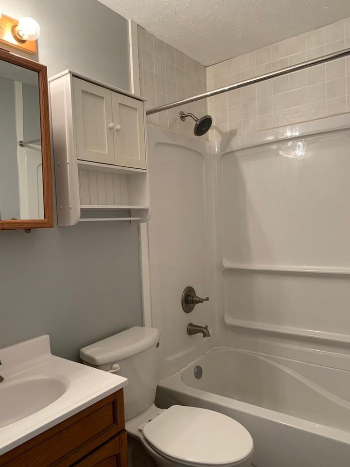 208 Market Pl - Photo 7 of 13
