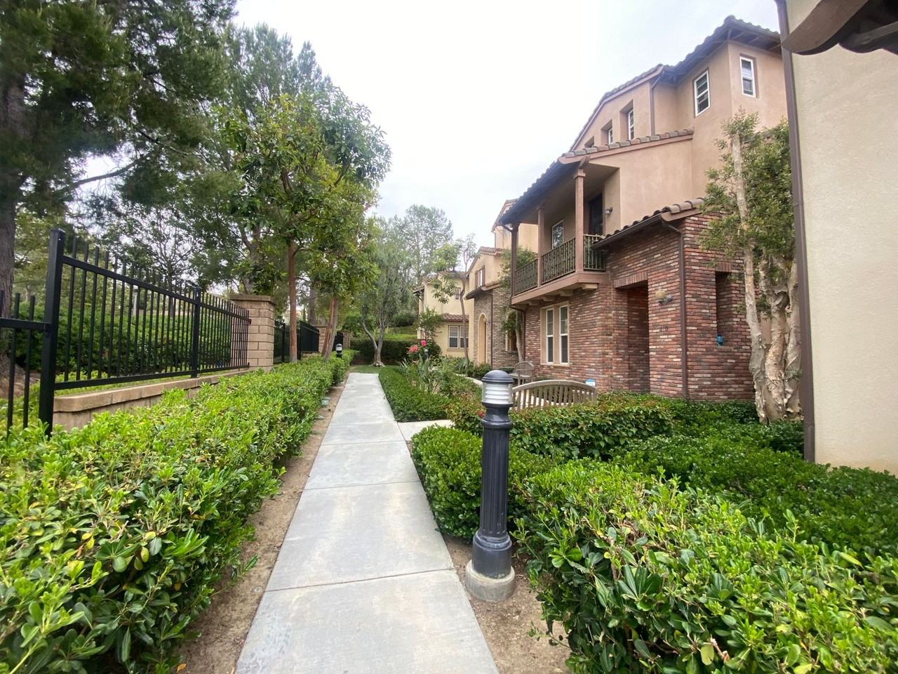 130 Tall Oak - Photo 2 of 29