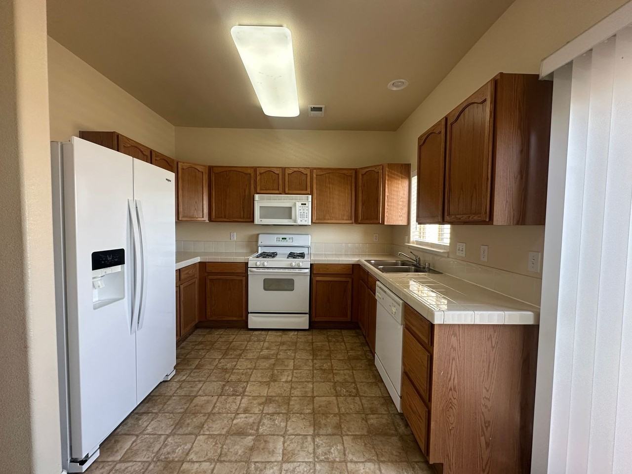 4146 Kathleen Denise Ln - Photo 6 of 17