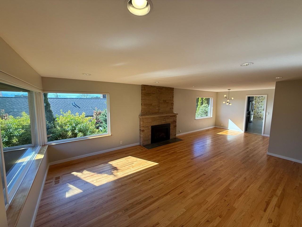 3442 Nw 62nd St - Photo 2 of 43