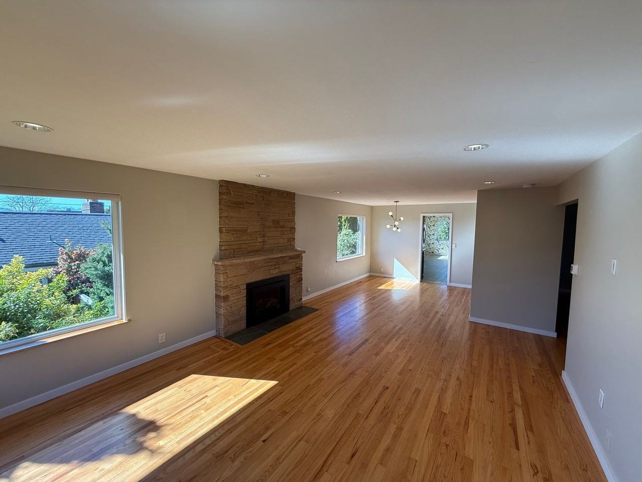 3442 Nw 62nd St - Photo 3 of 43