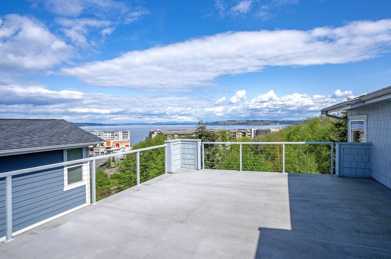 5015 N Villard St - Photo 2 of 50