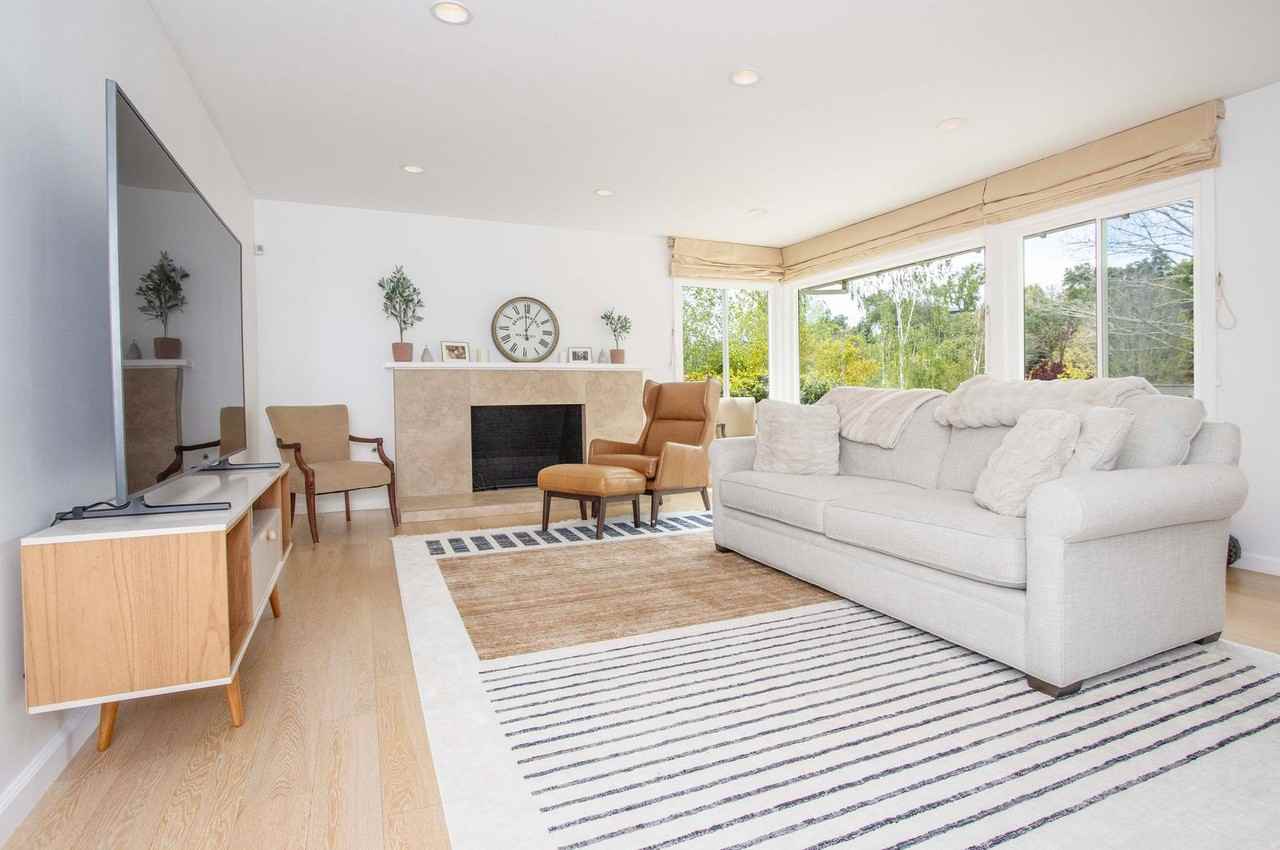 38 Paseo Way - Photo 2 of 23