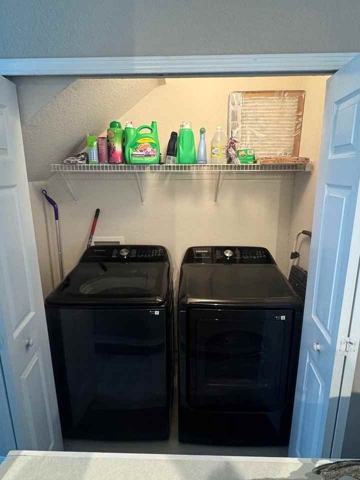 193 University Pkwy - Photo 5 of 27