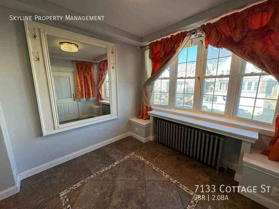 7133 Cottage St - Photo 3 of 29