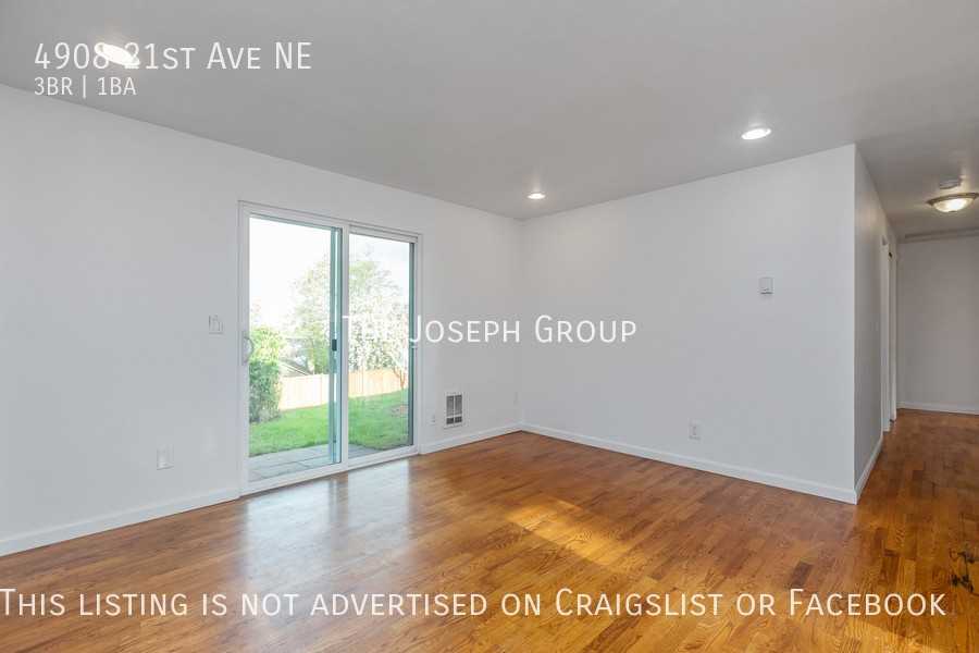 4908 21st Ave Ne - Photo 2 of 35