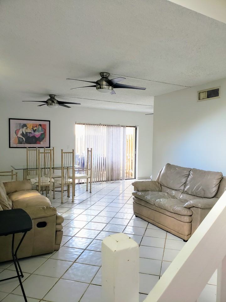 11483 Sw 109th Rd #2E - Photo 2 of 18