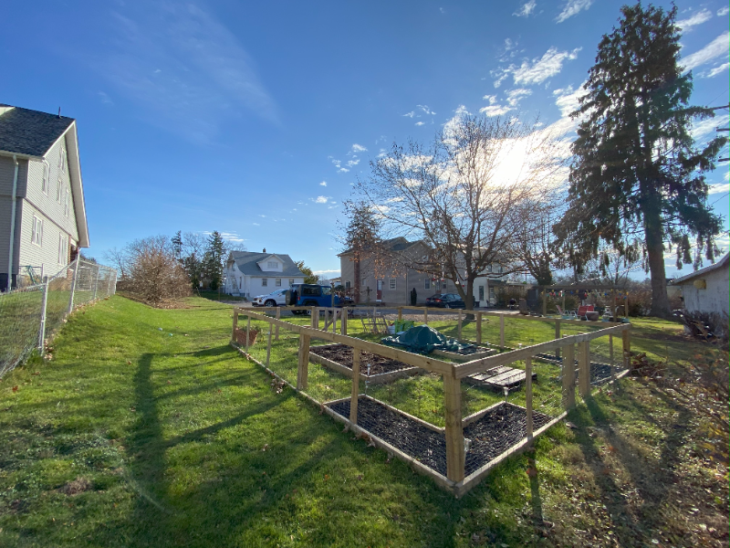 937 Poplar Ave - Photo 3 of 5