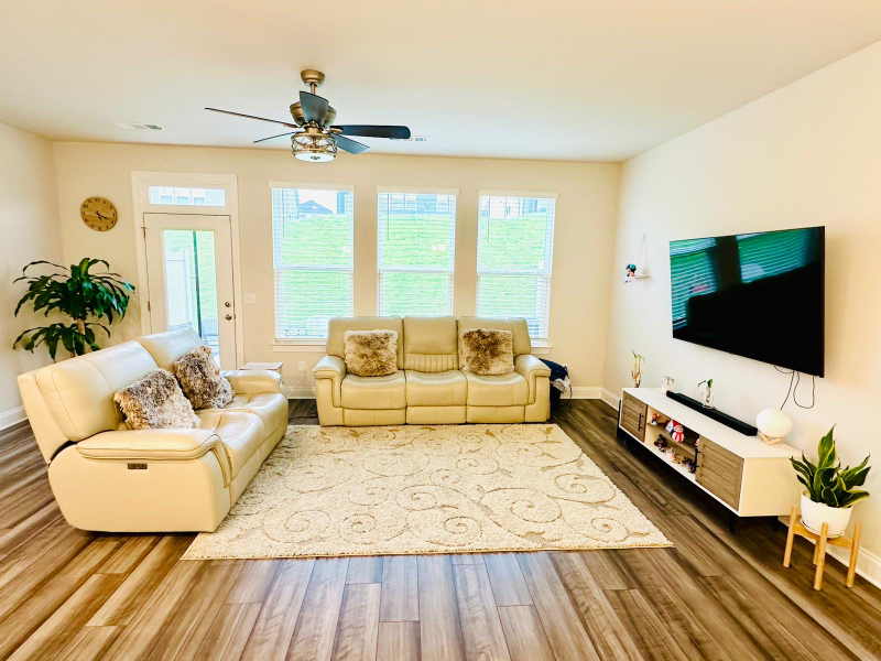 276 Netherlands Blvd - Photo 6 of 20