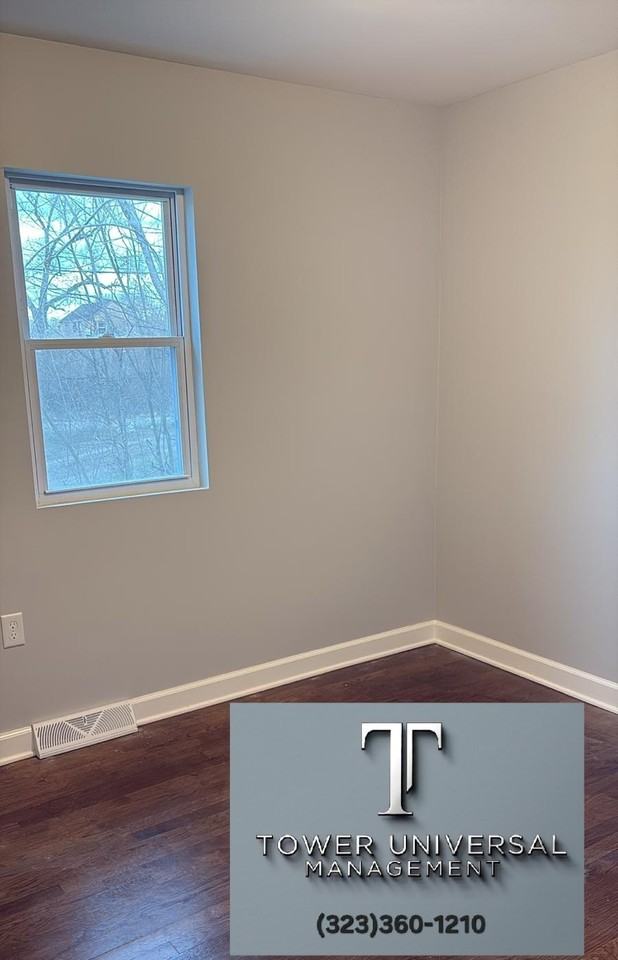 2452 Jackson St - Photo 3 of 9