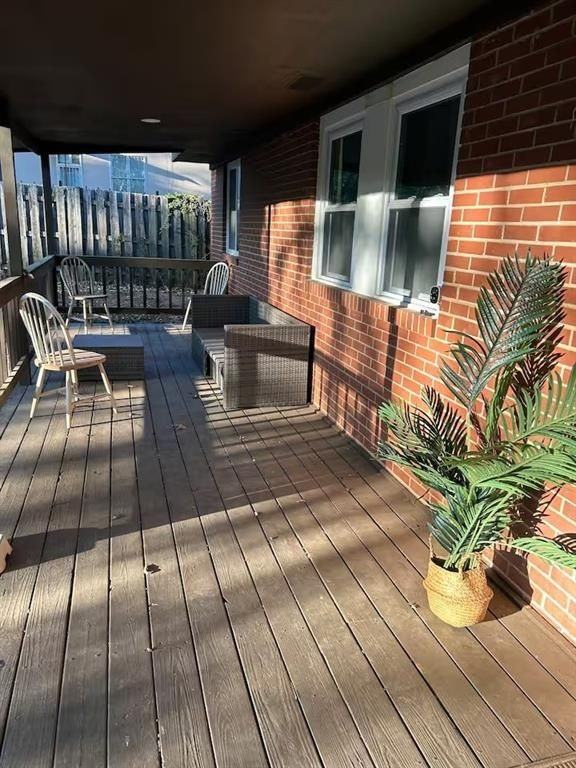 1777 Ellen St Nw - Photo 2 of 13