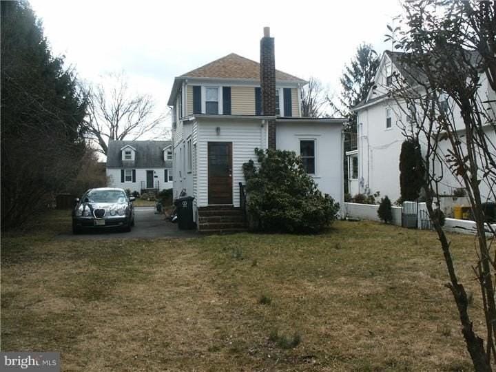 18 Oakland St - Photo 2 of 9