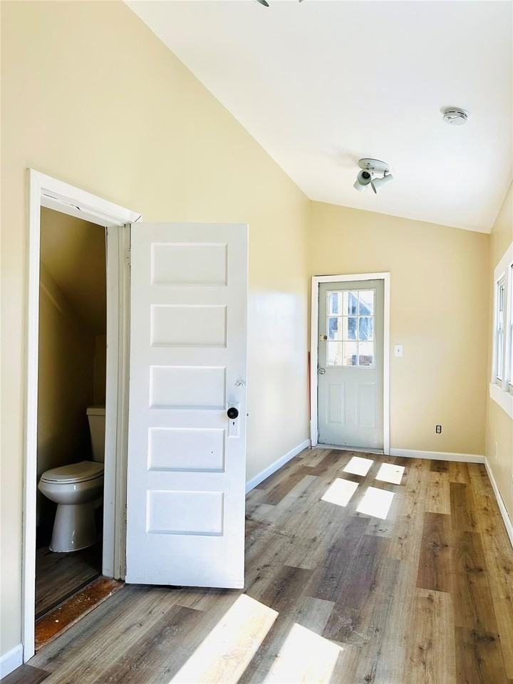 545 Broadway #2 - Photo 2 of 12