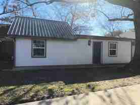 512 Irby Ln - Photo 1 of 1