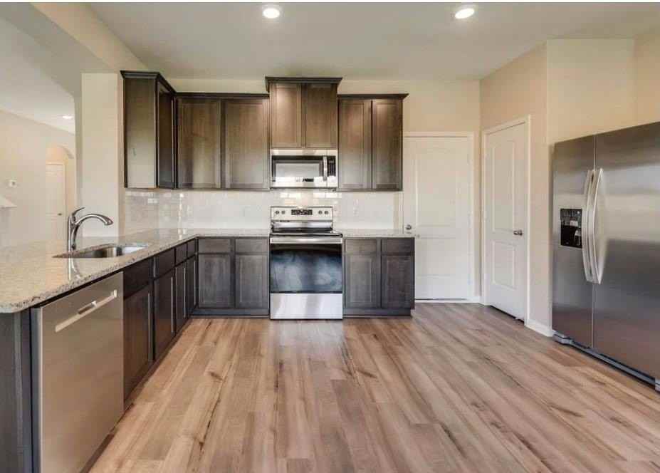 306 Garrett Street - Photo 3 of 16