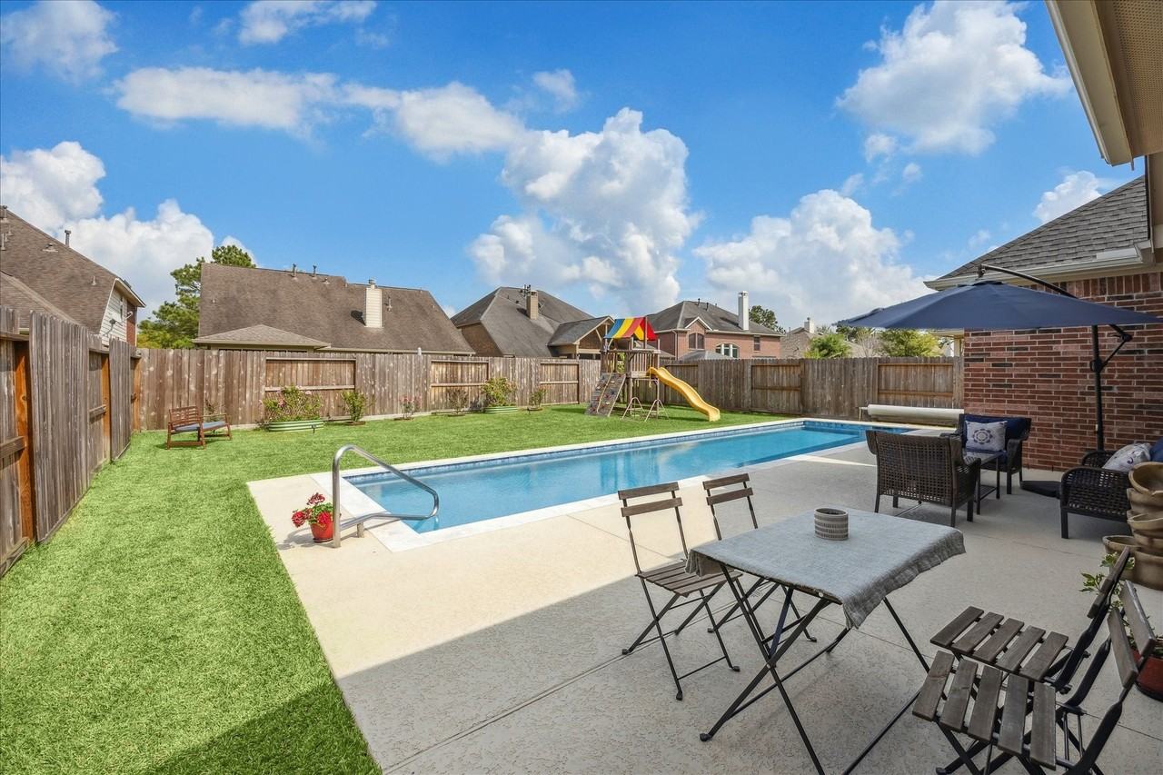 9726 Parsonsfield Ln - Photo 3 of 24