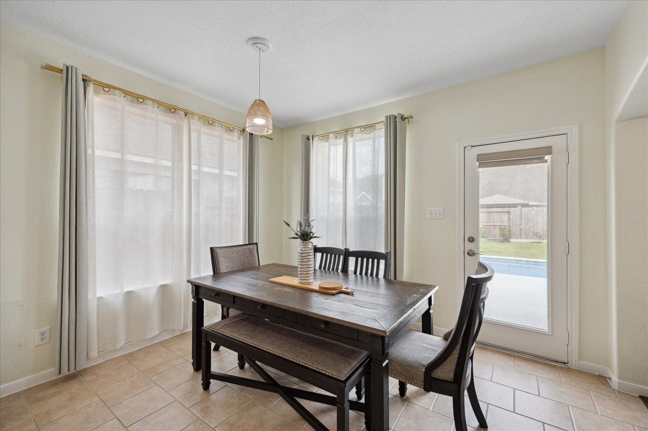 9726 Parsonsfield Ln - Photo 7 of 24