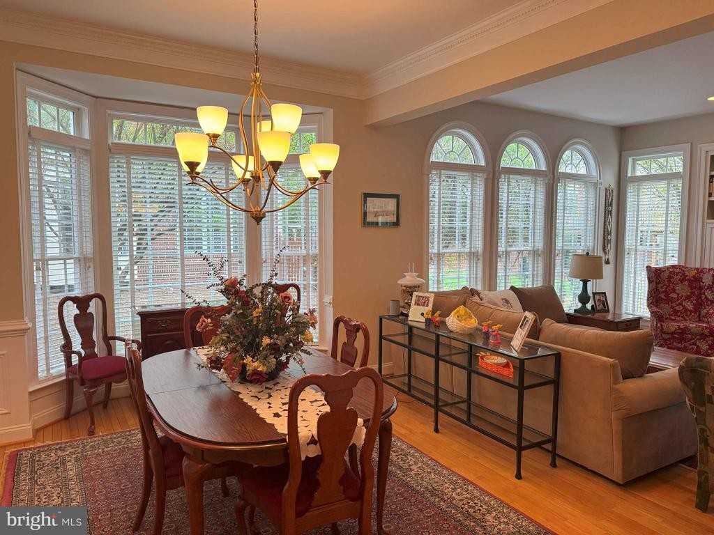 2155 Harithy Dr - Photo 2 of 7