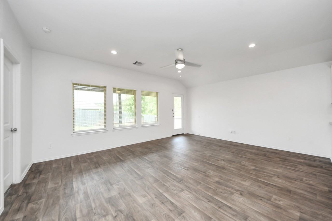 3427 Quiet Gate Ln - Photo 6 of 41