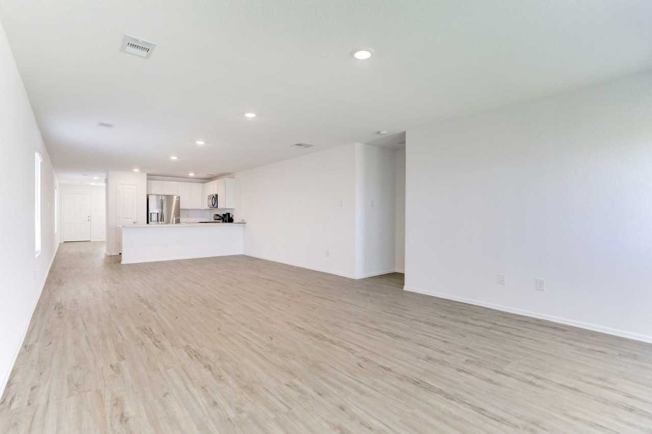 27026 Winward Creek Trl - Photo 3 of 16