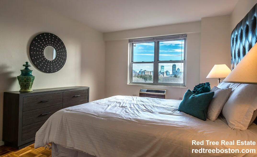 175 Freeman St #704 - Photo 6 of 14