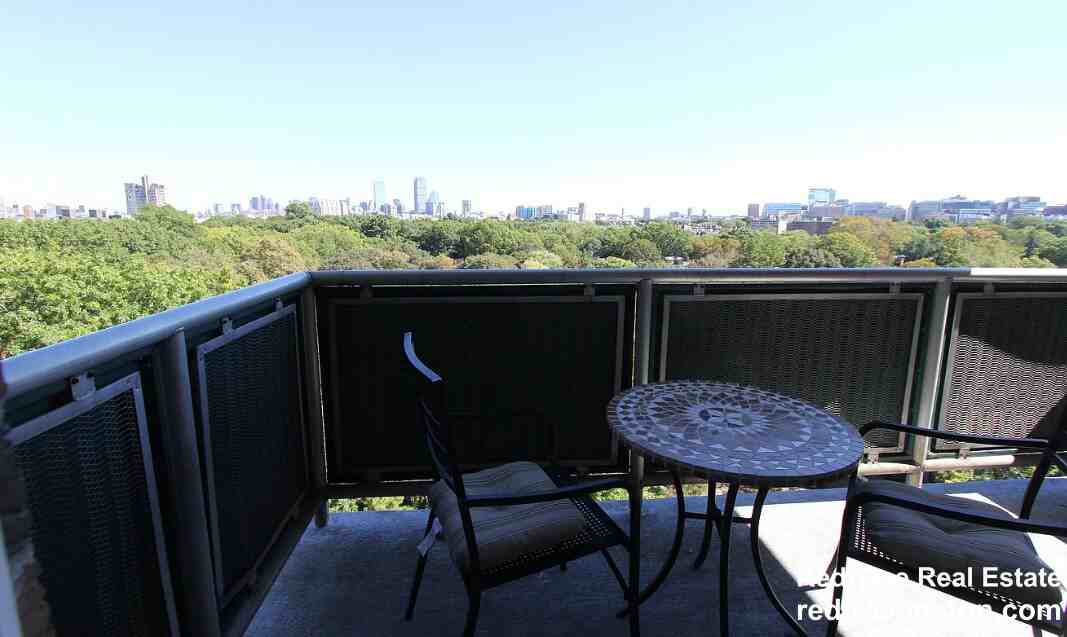 175 Freeman St #704 - Photo 7 of 14