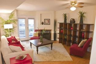 345 Franklin St #302 - Photo 1 of 1