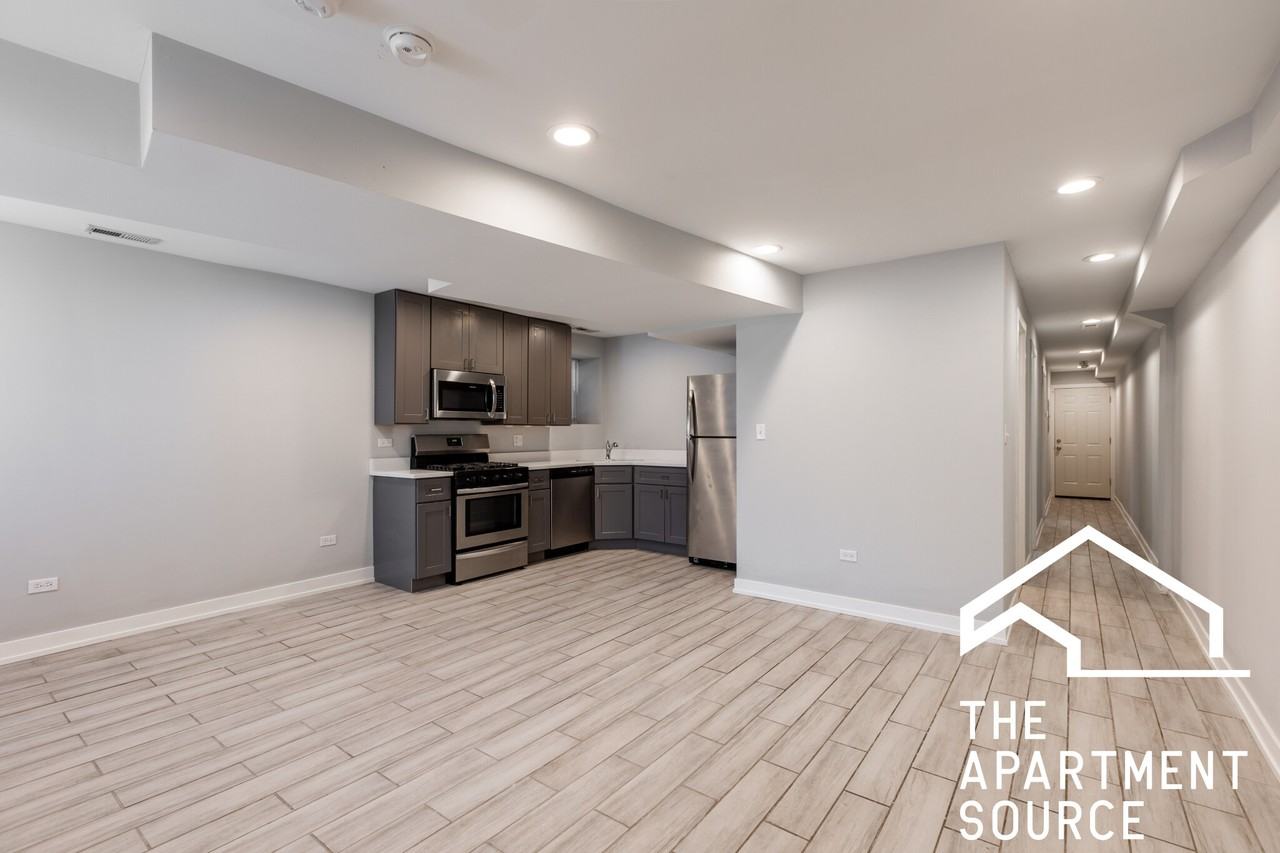 3210 S May St #B - Photo 3 of 13