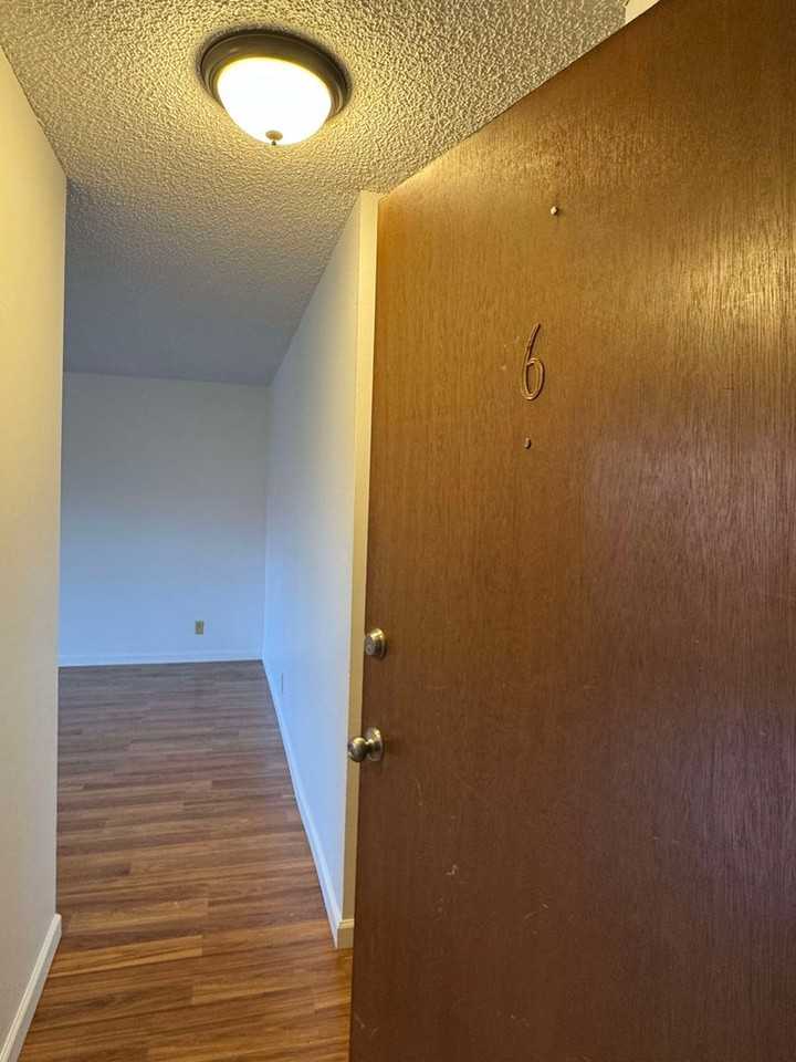 1308 13th Ave S - Photo 2 of 15