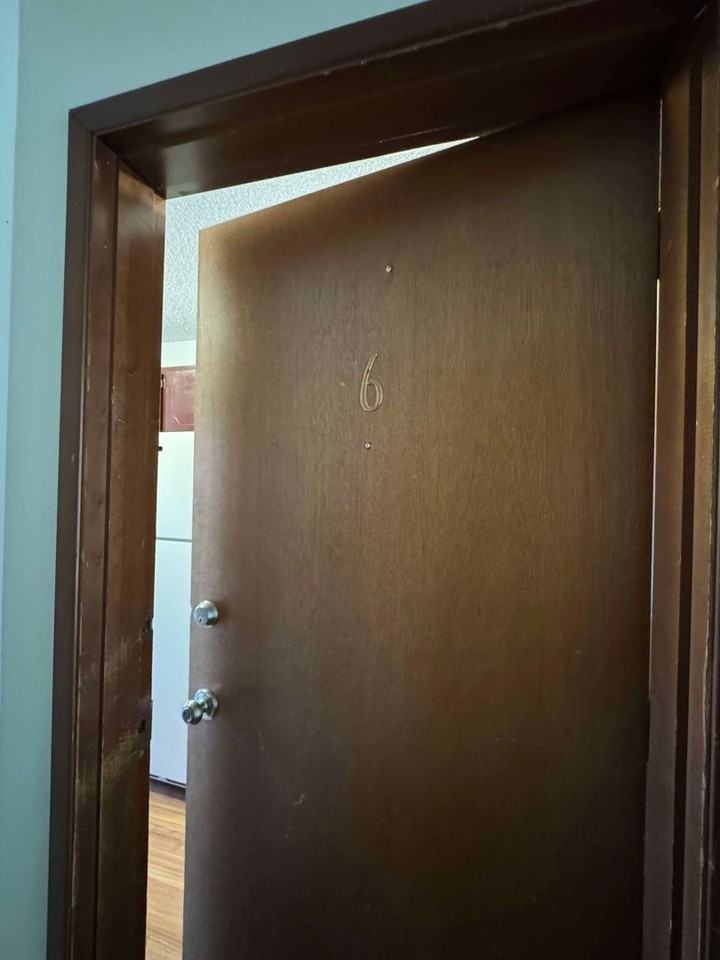 1308 13th Ave S - Photo 3 of 15