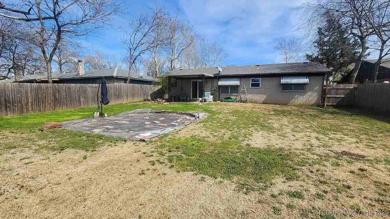 2756 S 114th East Ave - Photo 2 of 11