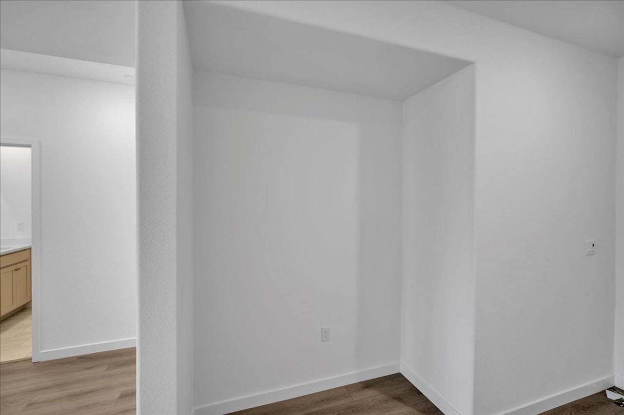 1113 Tributary Way - Photo 3 of 23