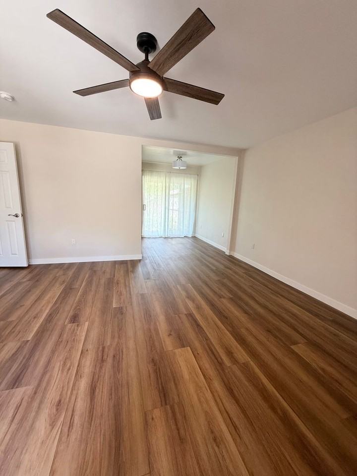 129 Olive St - Photo 2 of 23